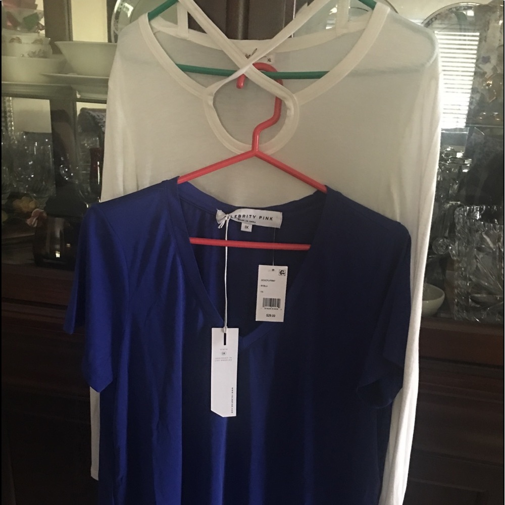 New💕 Deal!! Xl long and 1x short sleeve